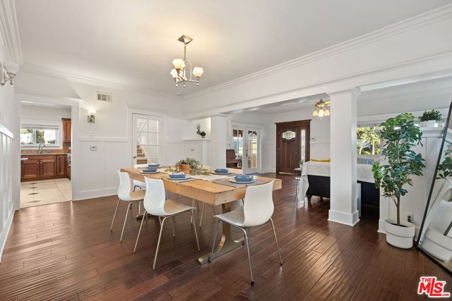 1513 S Victoria Avenue, Los Angeles, CA 90019