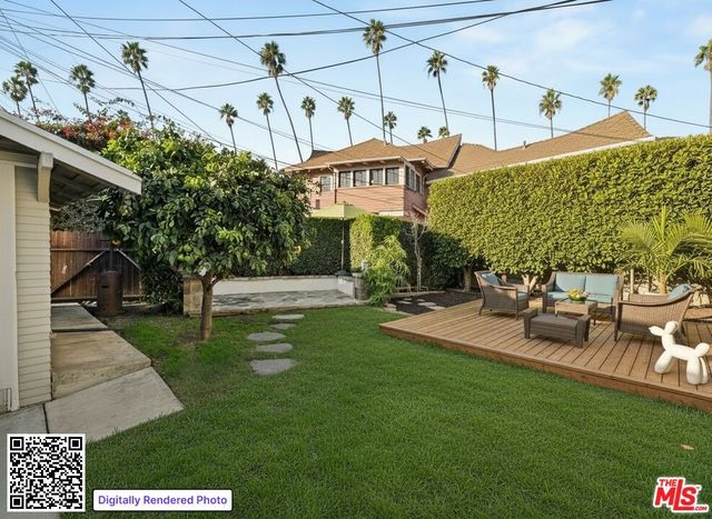 1513 S Victoria Avenue, Los Angeles, CA 90019