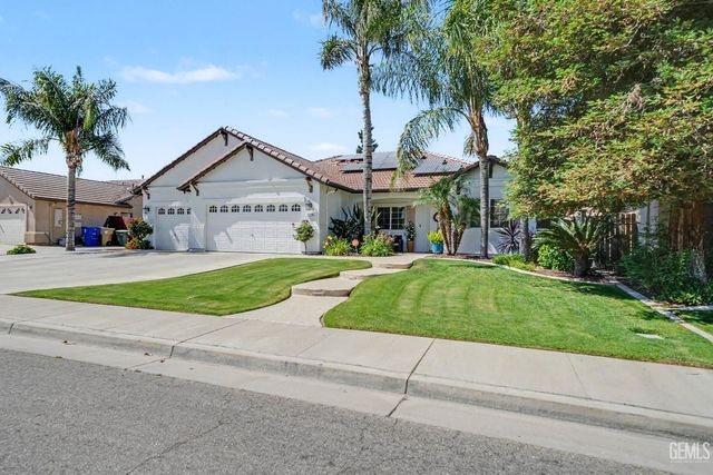 11116 Laramie Peak Drive, Bakersfield, CA 93311
