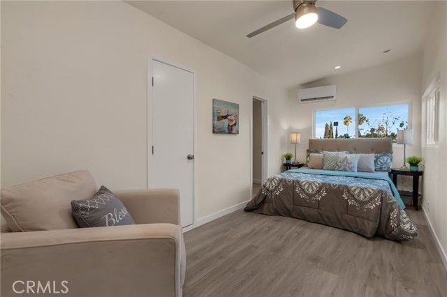 1048 Dexter Street, Los Angeles, CA 90042