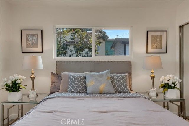 1048 Dexter Street, Los Angeles, CA 90042