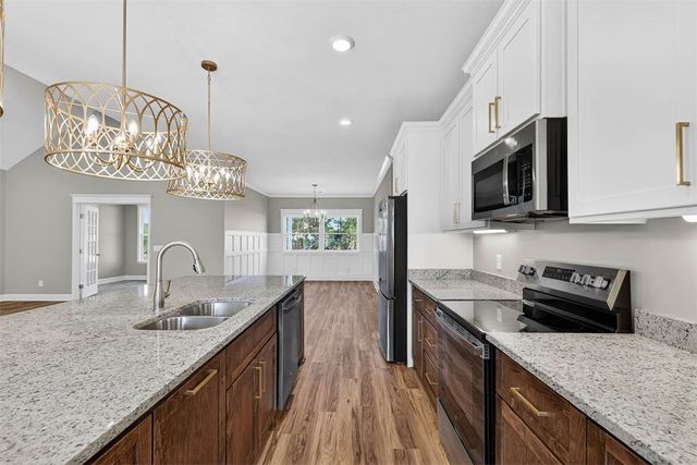 81 Silver Bluff Drive, Brunswick, GA 31523