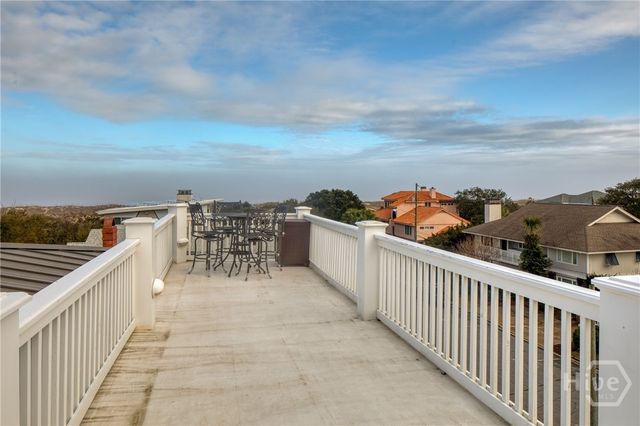 10 8th Street, Tybee Island, GA 31328