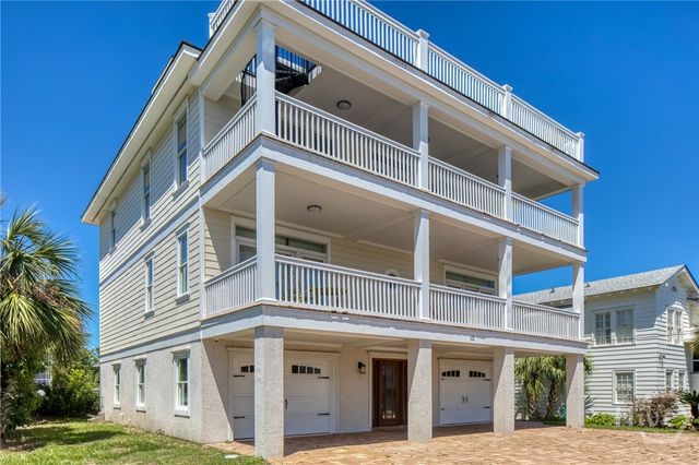 10 8th Street, Tybee Island, GA 31328