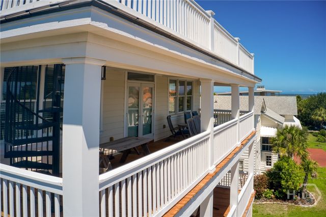 10 8th Street, Tybee Island, GA 31328