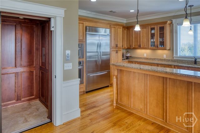 10 8th Street, Tybee Island, GA 31328