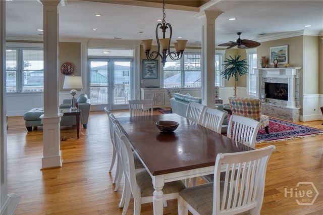 10 8th Street, Tybee Island, GA 31328