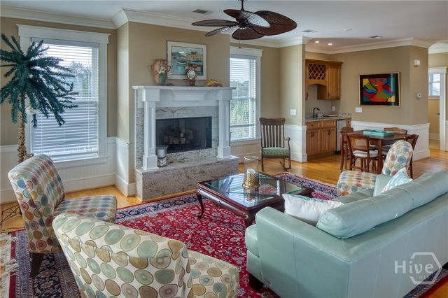 10 8th Street, Tybee Island, GA 31328