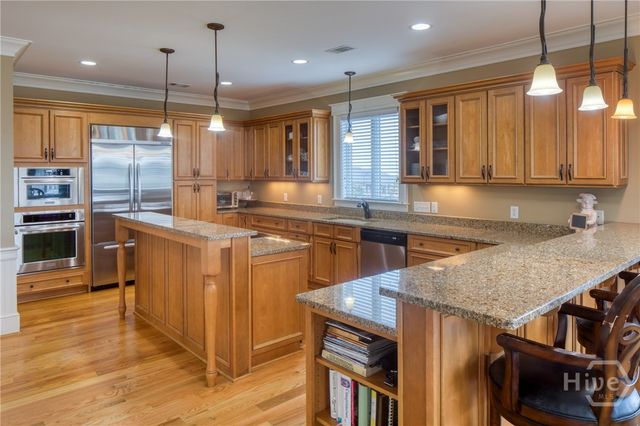 10 8th Street, Tybee Island, GA 31328