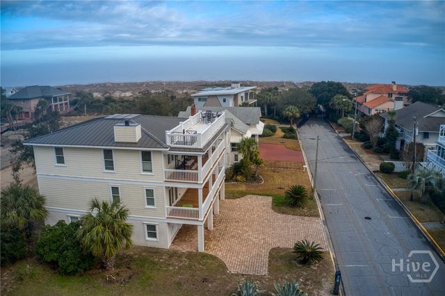 10 8th Street, Tybee Island, GA 31328