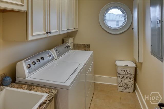 10 8th Street, Tybee Island, GA 31328