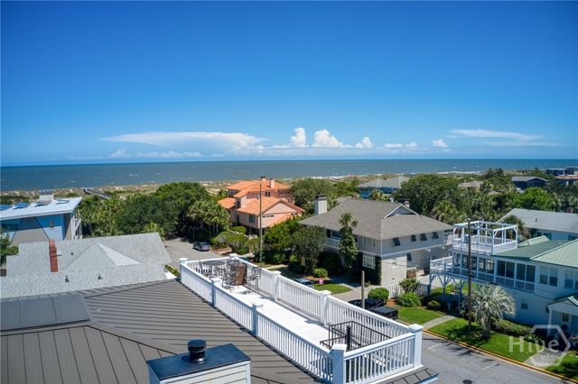 10 8th Street, Tybee Island, GA 31328