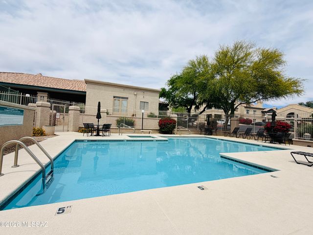 101 S Players Club Dr Apt 28101, Tucson, AZ 85745