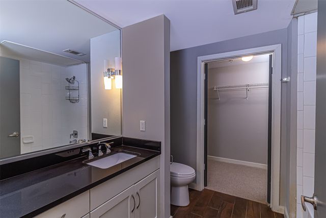 5609 SMU Boulevard 305, Dallas, TX 75206