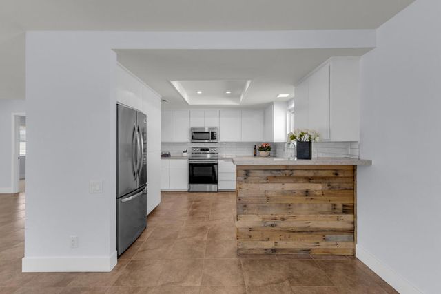 6840 Prescott Avenue, Yucca Valley, CA 92284