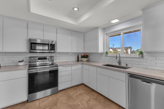 6840 Prescott Avenue, Yucca Valley, CA 92284