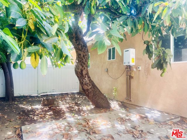 328 W CALIFORNIA Avenue, Glendale, CA 91203