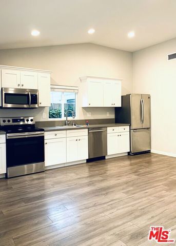 328 W CALIFORNIA Avenue, Glendale, CA 91203