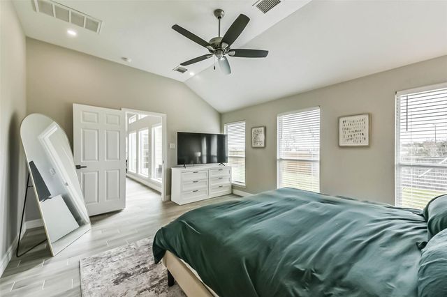 10303 Stanbrook Drive, Houston, TX 77089