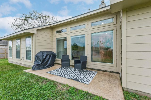 10303 Stanbrook Drive, Houston, TX 77089