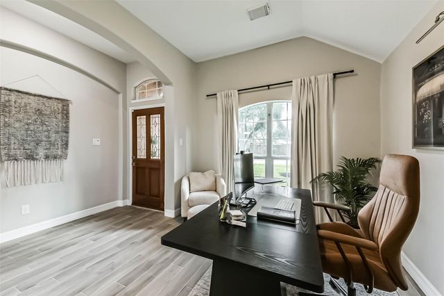 10303 Stanbrook Drive, Houston, TX 77089