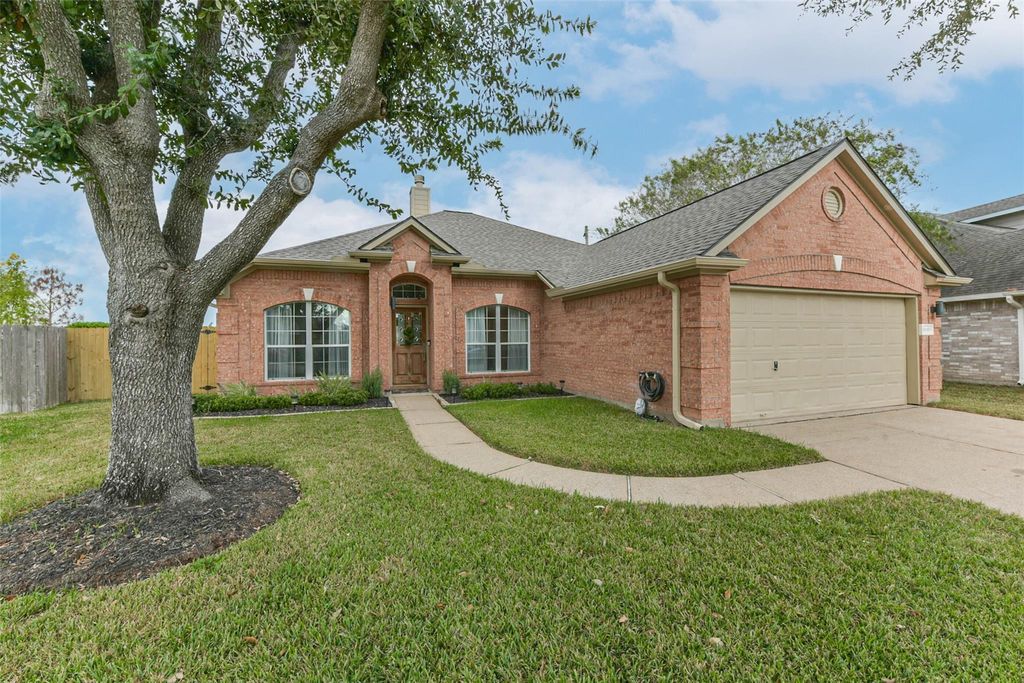 10303 Stanbrook Drive, Houston, TX 77089