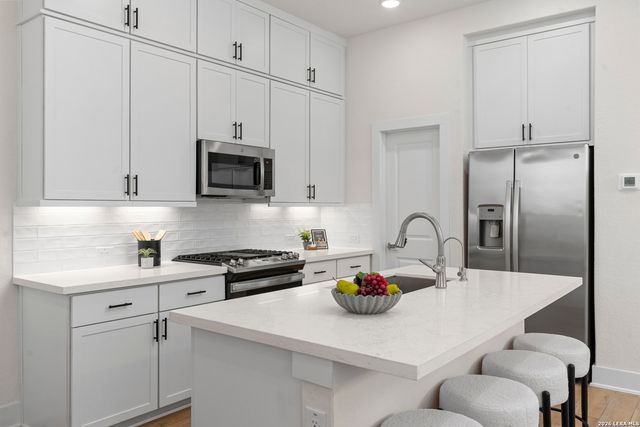 8851 Oakland Rd Unit 24, San Antonio, TX 78240