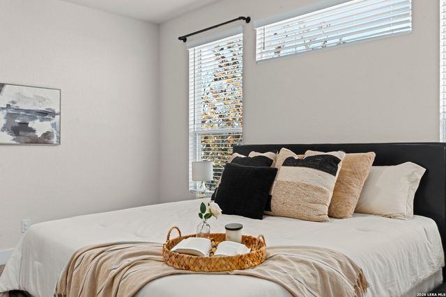 8851 Oakland Rd Unit 24, San Antonio, TX 78240