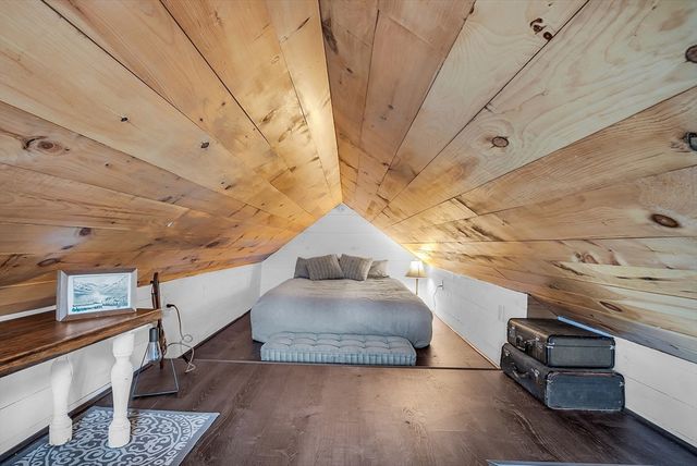 16 River St, Salem, MA 01970