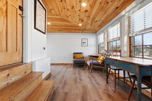 16 River St, Salem, MA 01970