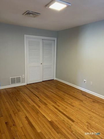 180 Blueberry Lane, Stratford, CT 06614