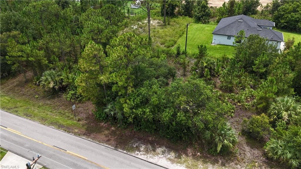2402 E 10th ST, LEHIGH ACRES, FL 33936 — photo 4
