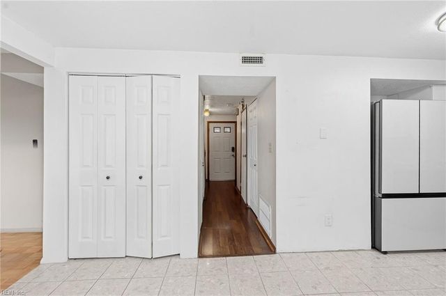 153 Gingerwood CT, Newport News, VA 23608