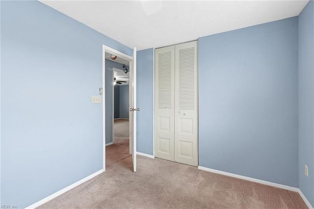 153 Gingerwood CT, Newport News, VA 23608