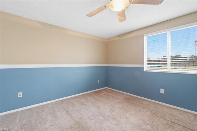 153 Gingerwood CT, Newport News, VA 23608