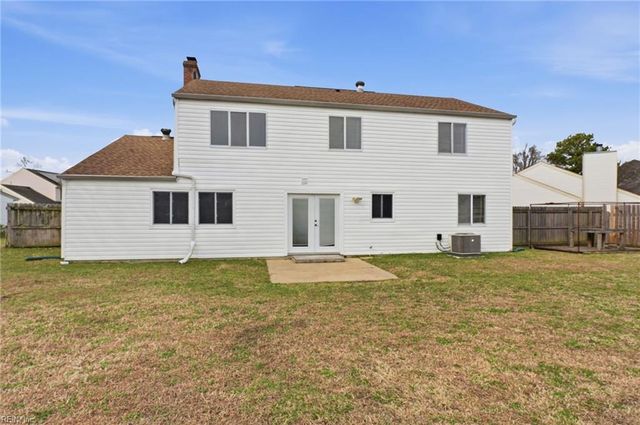 153 Gingerwood CT, Newport News, VA 23608