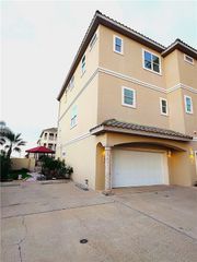 14910 Leeward Dr 305, Corpus Christi, TX 78418