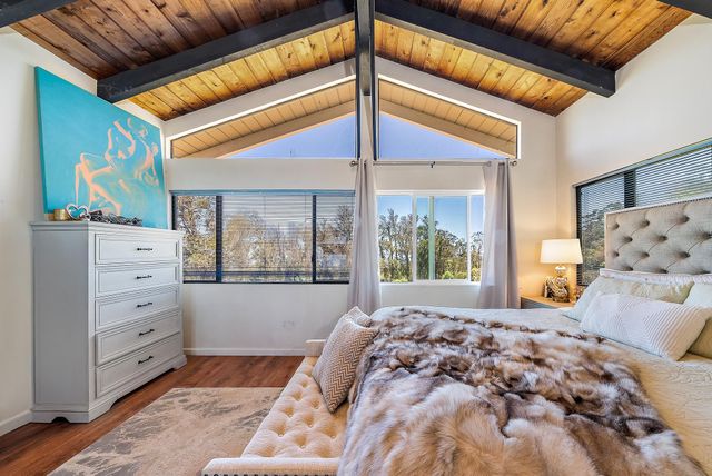 1065 Ehu Rd, Makawao, HI 96768