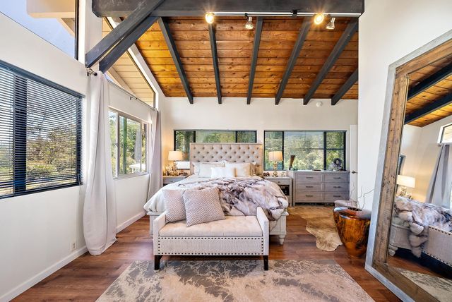 1065 Ehu Rd, Makawao, HI 96768