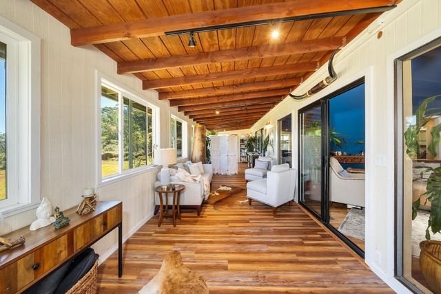 1065 Ehu Rd, Makawao, HI 96768