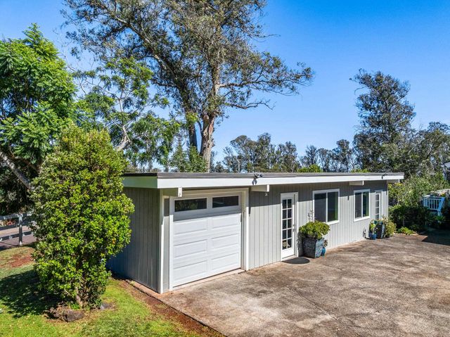 1065 Ehu Rd, Makawao, HI 96768