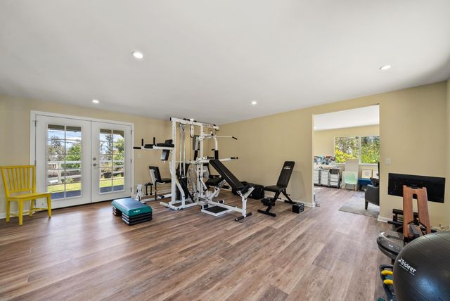 1065 Ehu Rd, Makawao, HI 96768