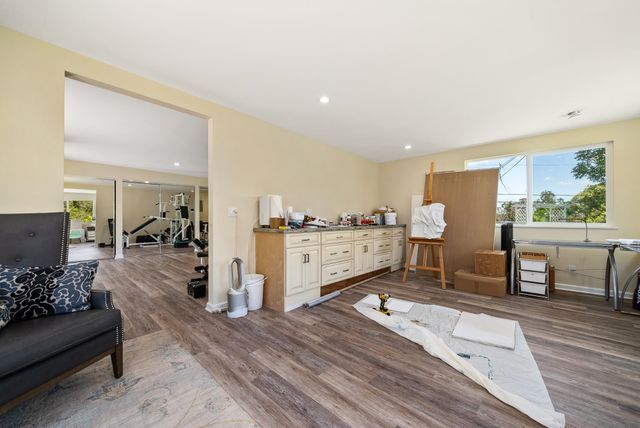 1065 Ehu Rd, Makawao, HI 96768