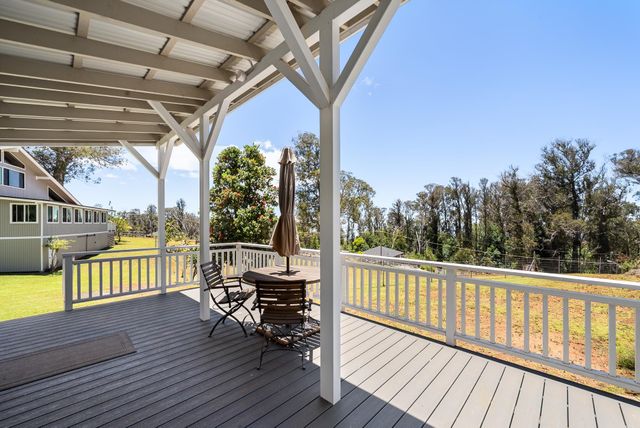 1065 Ehu Rd, Makawao, HI 96768