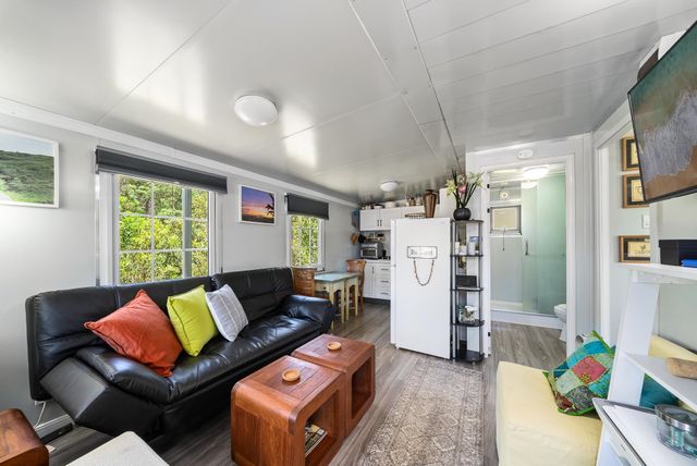 1065 Ehu Rd, Makawao, HI 96768