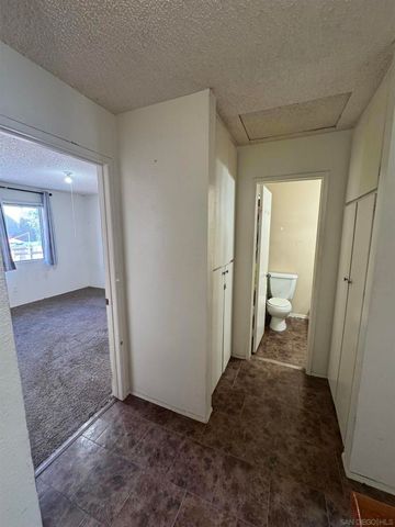 134 Espanas Glen, Escondido, CA 92026