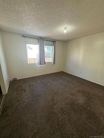 134 Espanas Glen, Escondido, CA 92026