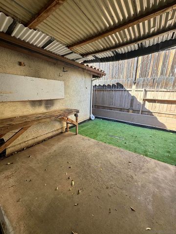 134 Espanas Glen, Escondido, CA 92026