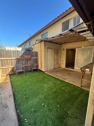 134 Espanas Glen, Escondido, CA 92026