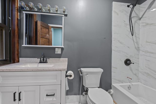 1204 Harmon Place 4, Minneapolis, MN 55403
